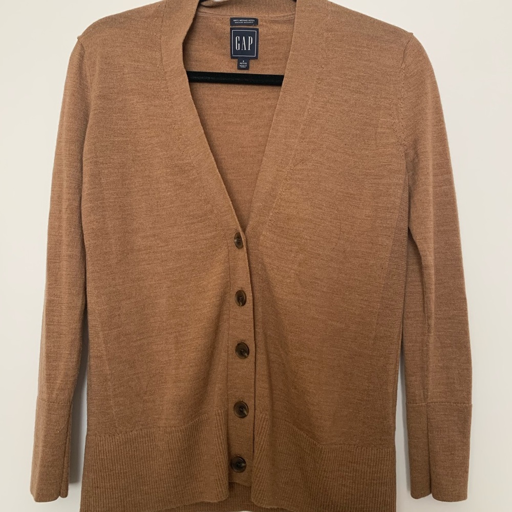 GAP lightweight merino wool cardigan, size SP